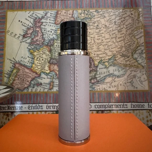 Dior La Collection privee Gris travel purse spray . - Picture 2 of 9